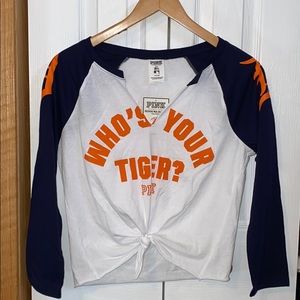 NEW DET Tigers VS Baseball Tee size small